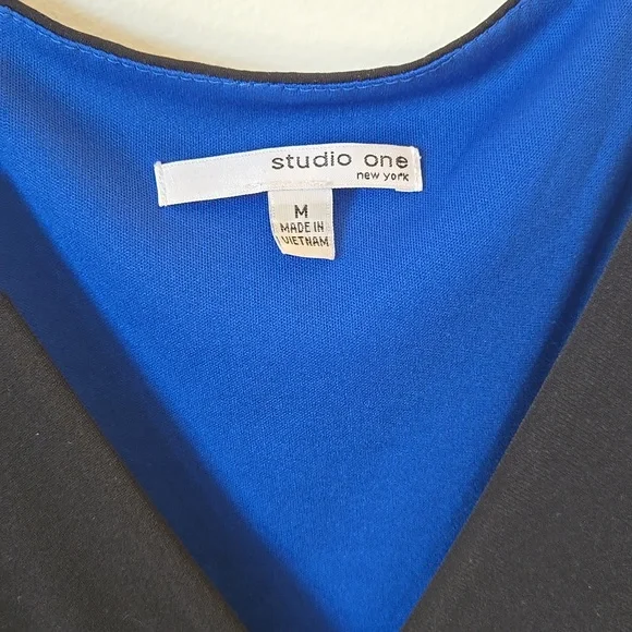 Studio One New York Sleeveless Maxi Dress - Picture 2 of 12